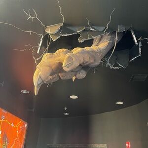 Meet your Posher, Chloe